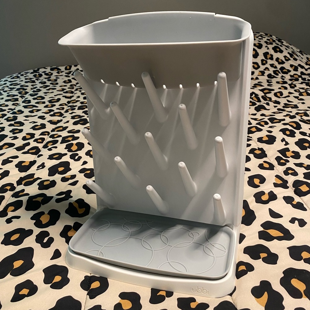 Ubbi bottle drying rack